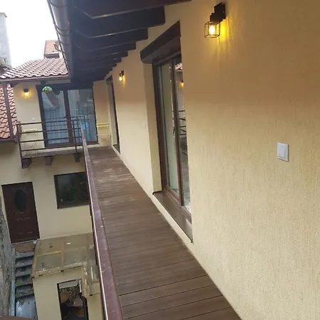 Duplex Marquis * בראשוב